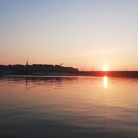 Dinard : Loft De 175 M² - A 150 M De La Plage المظهر الخارجي الصورة
